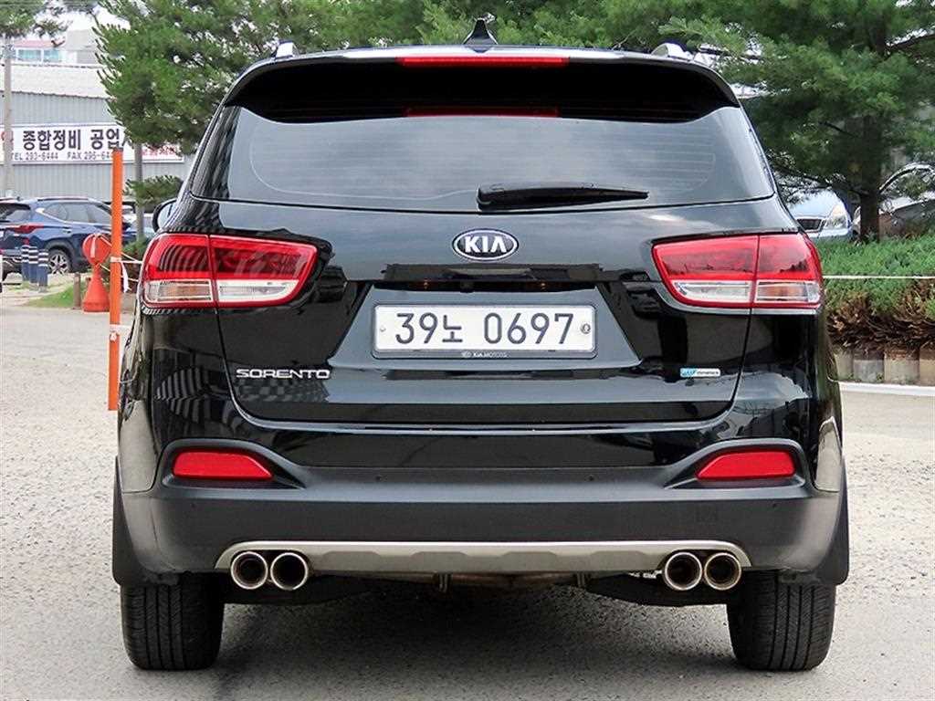 KIA Sorento - Vista 4