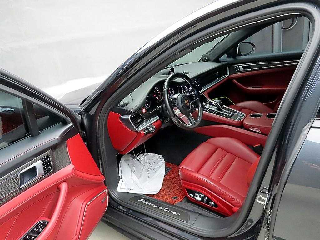 Porsche Panamera - Vista 5