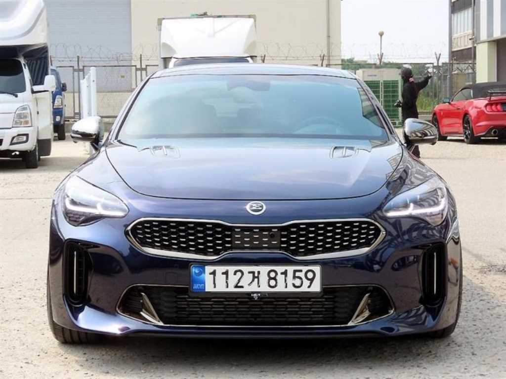 KIA Stinger 2021 Azul - Importación desde Corea - HF Imports Iquique - Foto 1