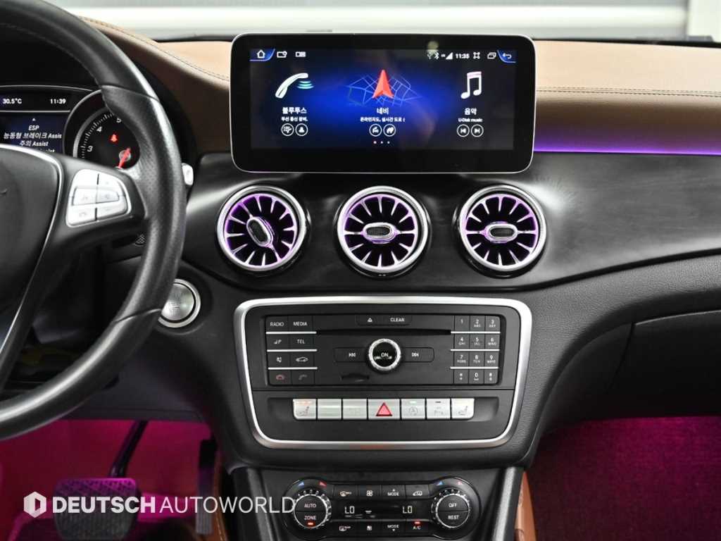 Mercedes Benz GLA Class 2018 Negro - Importación desde Corea - HF Imports Iquique - Foto 14