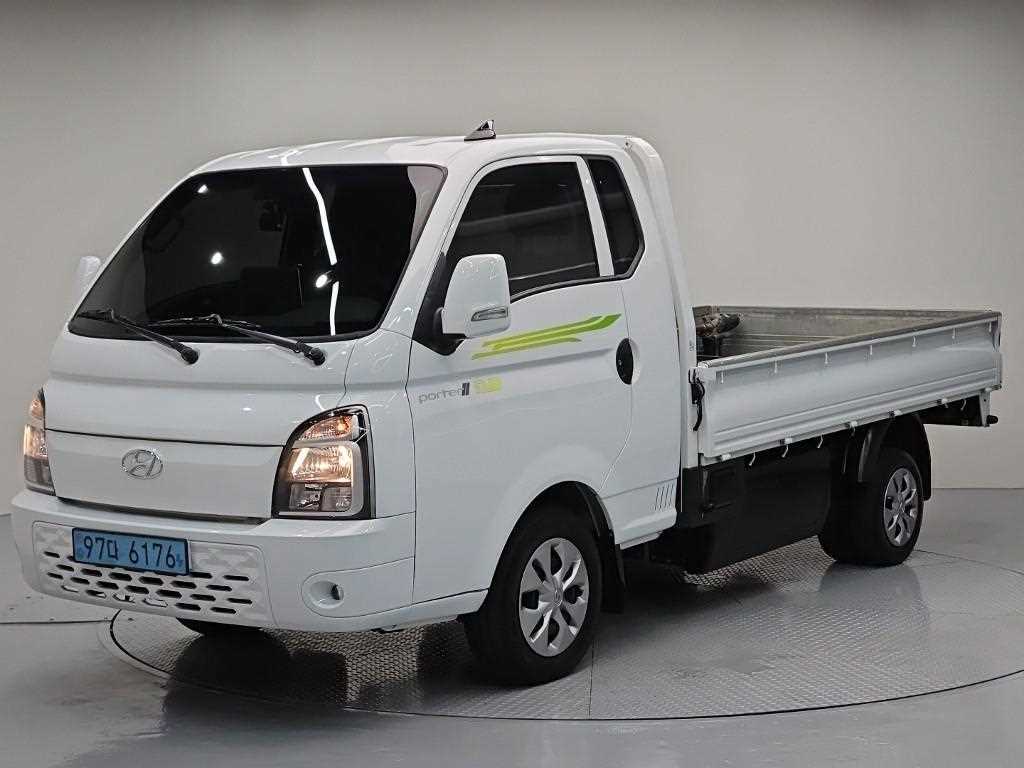 Small Truck Cargo (small) 2023 Blanco - Importación desde Corea - HF Imports Iquique - Foto 1