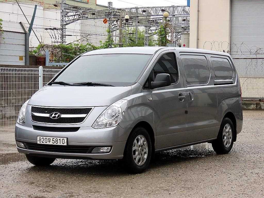 HYUNDAI Starex 2015 Plateado - Importación desde Corea - HF Imports Iquique - Foto 1