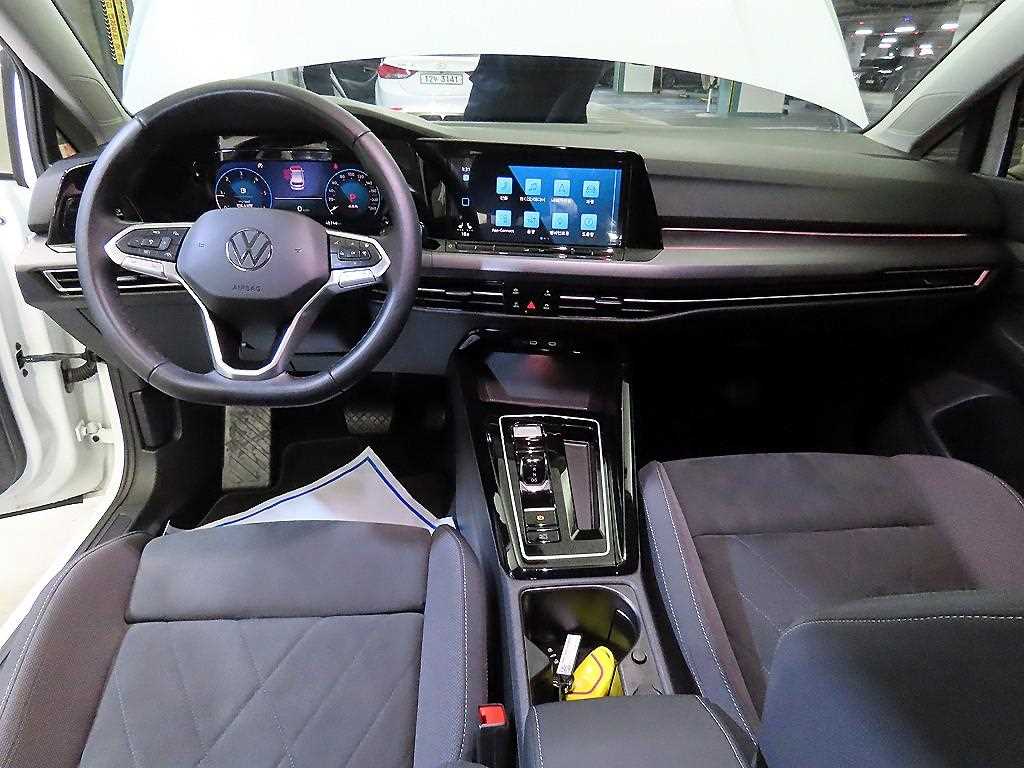 Volkswagen Golf - Vista 10