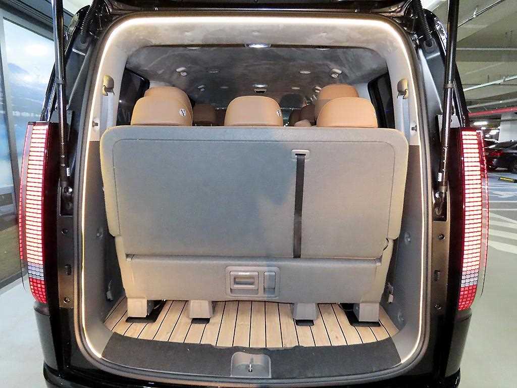 HYUNDAI Staria 2025 Negro - Importación desde Corea - HF Imports Iquique - Foto 15