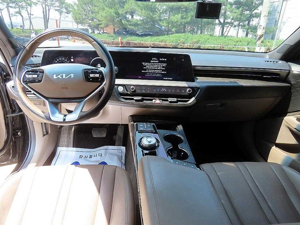 KIA K8 - Vista 7