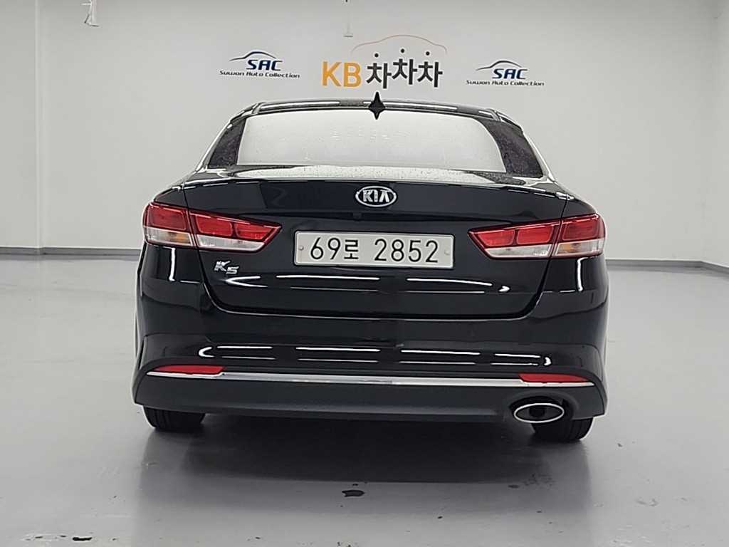 KIA K5 - Vista 3