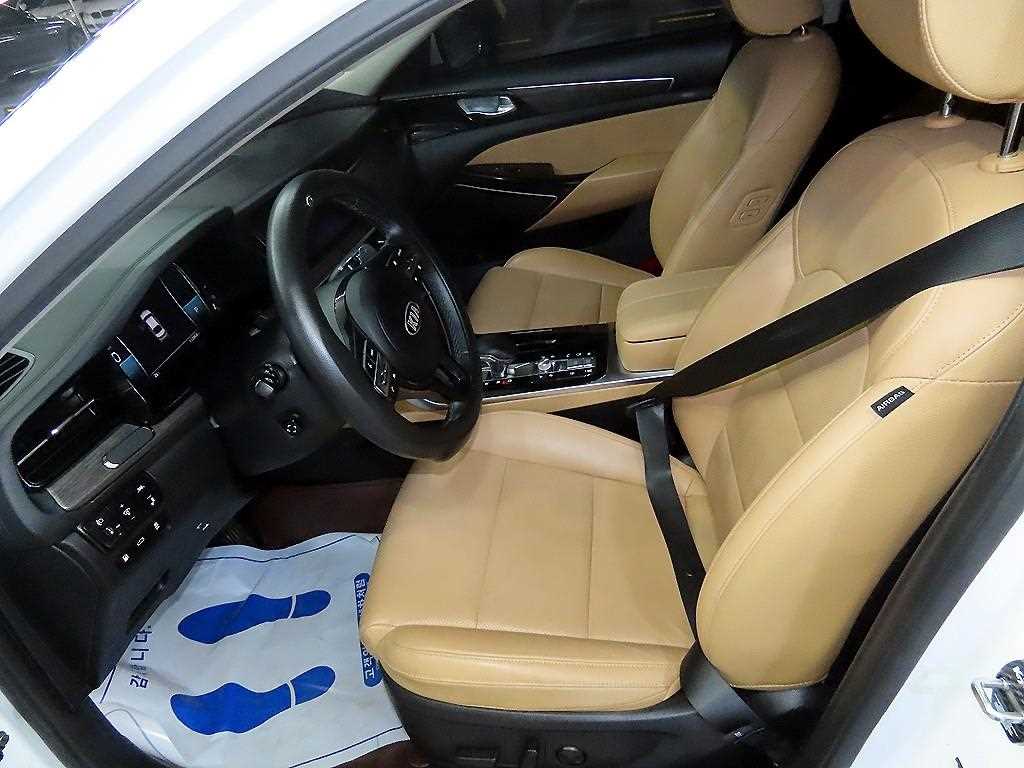 KIA K7 - Vista 6