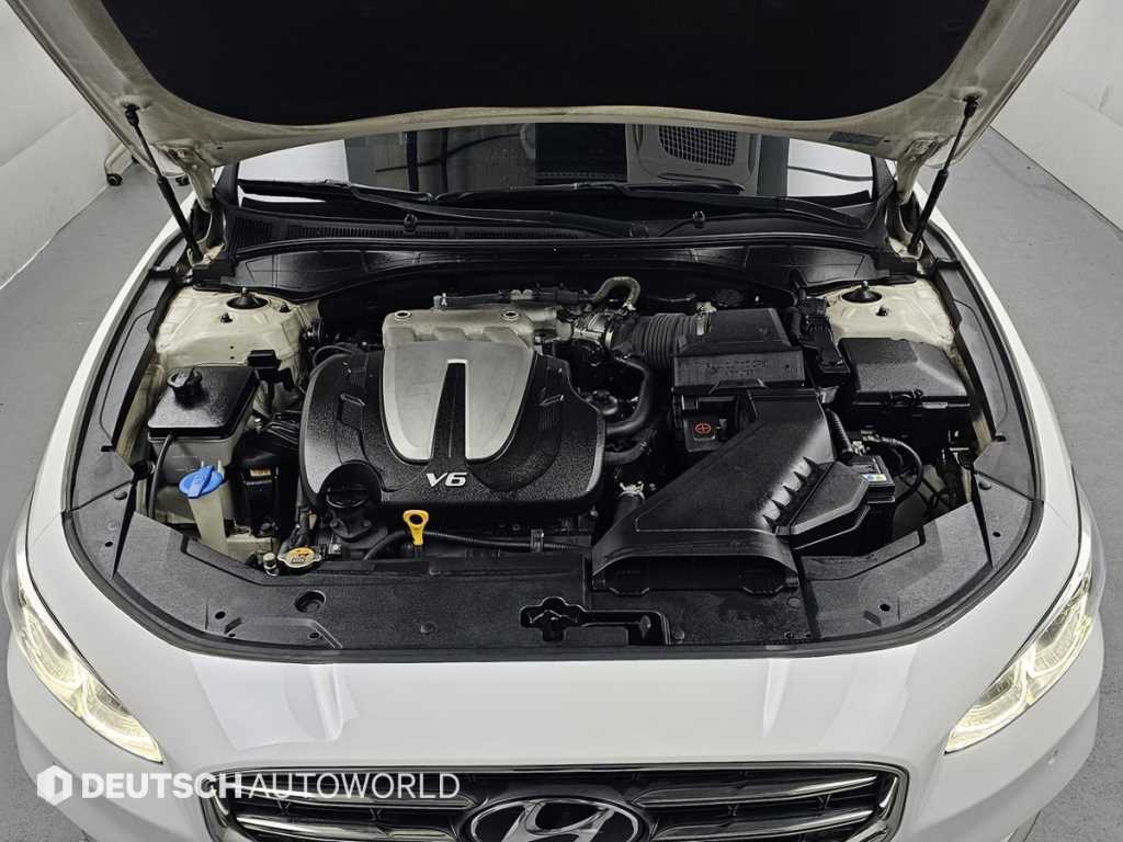 HYUNDAI Grandeur - Vista 6