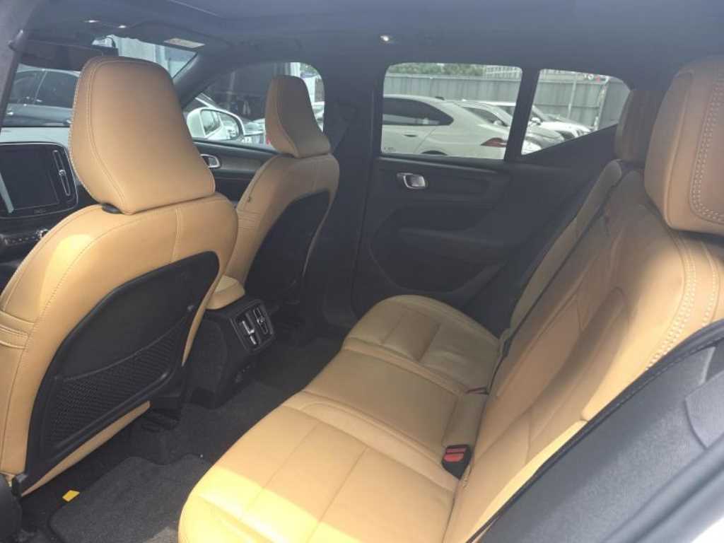 Volvo XC40 2020 Blanco - Importación desde Corea - HF Imports Iquique - Foto 14