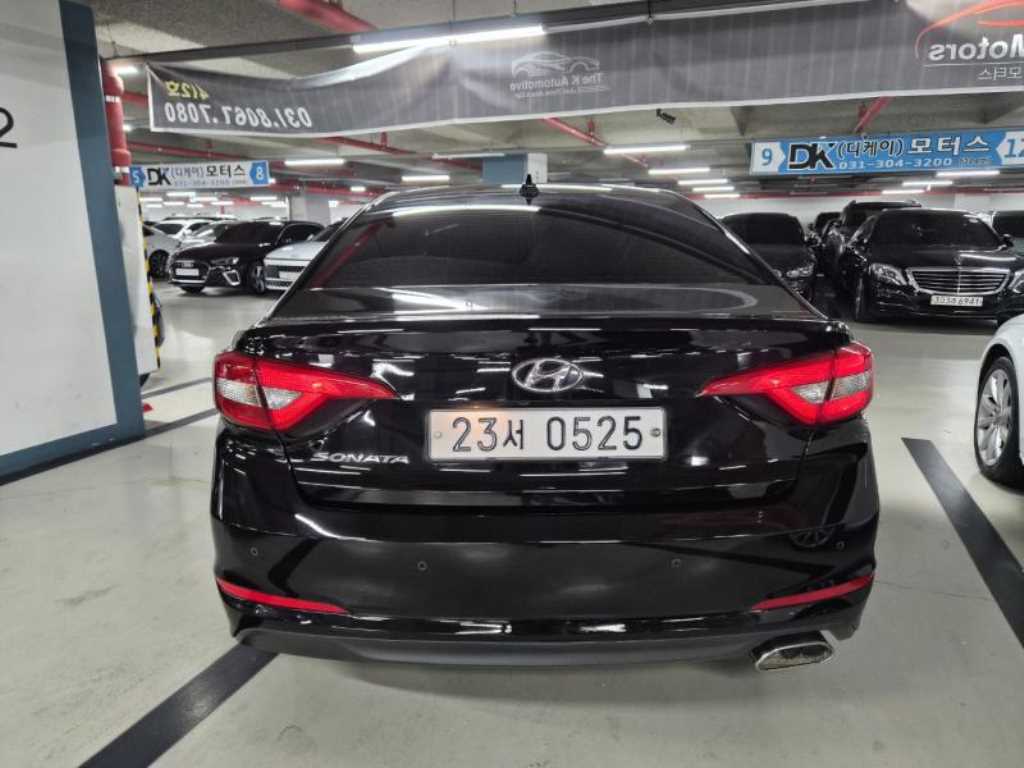 HYUNDAI Sonata - Vista 4