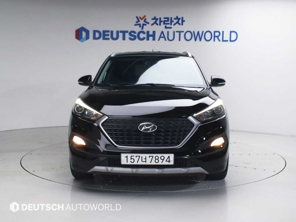 HYUNDAI Tucson 2017 Negro - Importación desde Corea - HF Imports Iquique - Foto 1