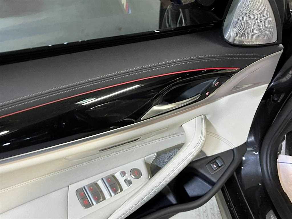 BMW 5 Series - Vista 11