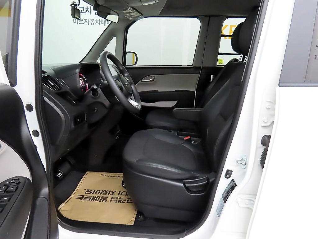 KIA Ray - Vista 5