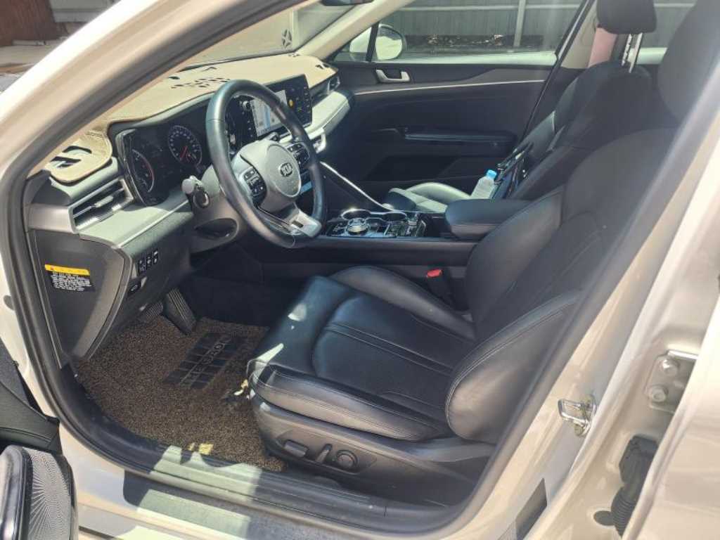 KIA K5 - Vista 11