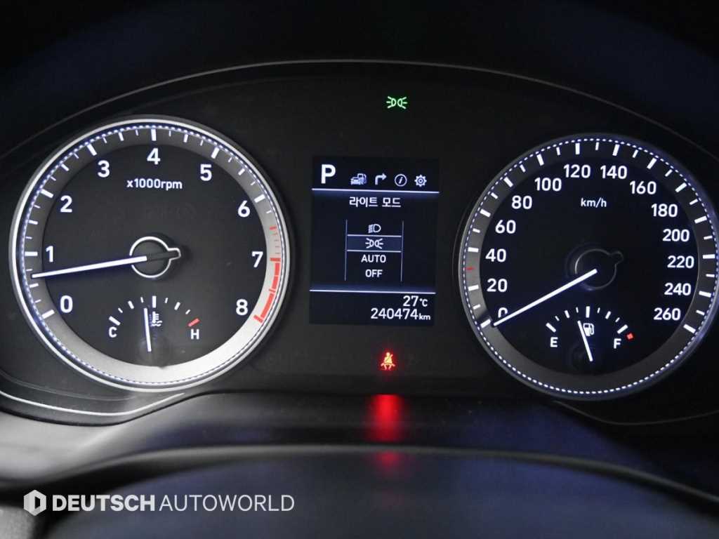 HYUNDAI Grandeur - Vista 8