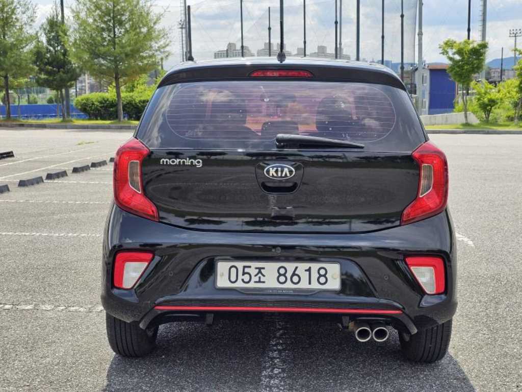 KIA Morning - Vista 5