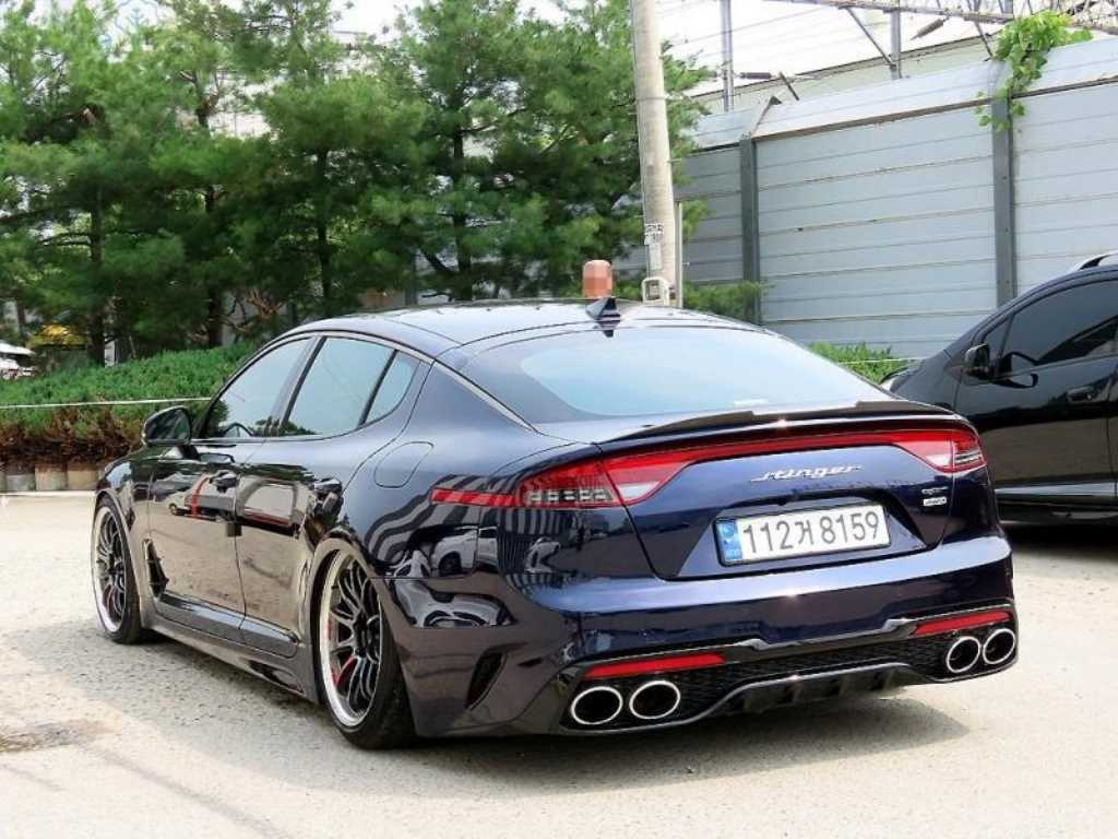 KIA Stinger - Vista 3