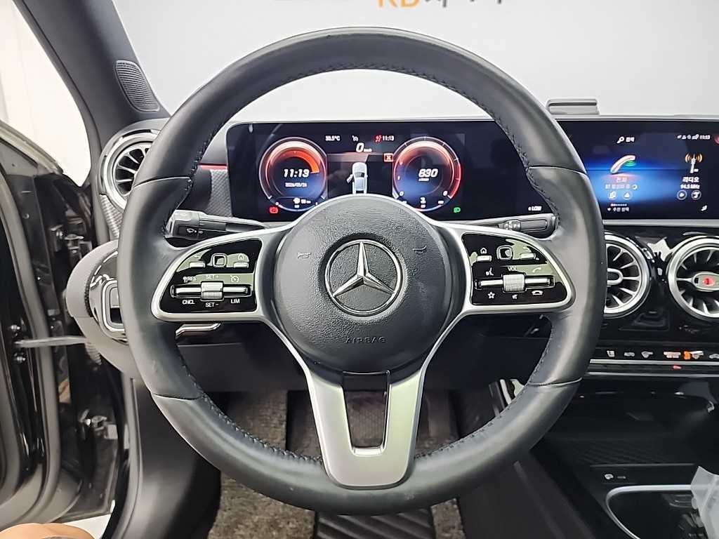 Mercedes Benz A Class - Vista 9