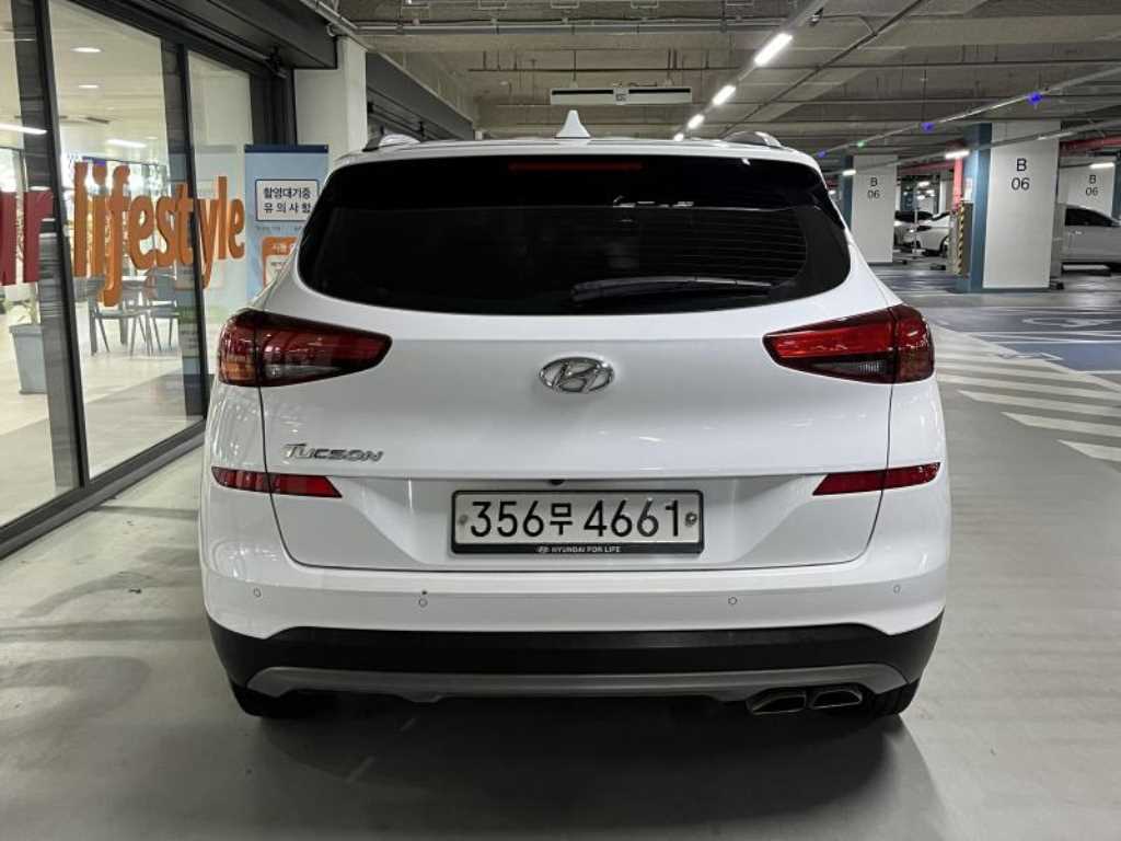 HYUNDAI Tucson - Vista 5