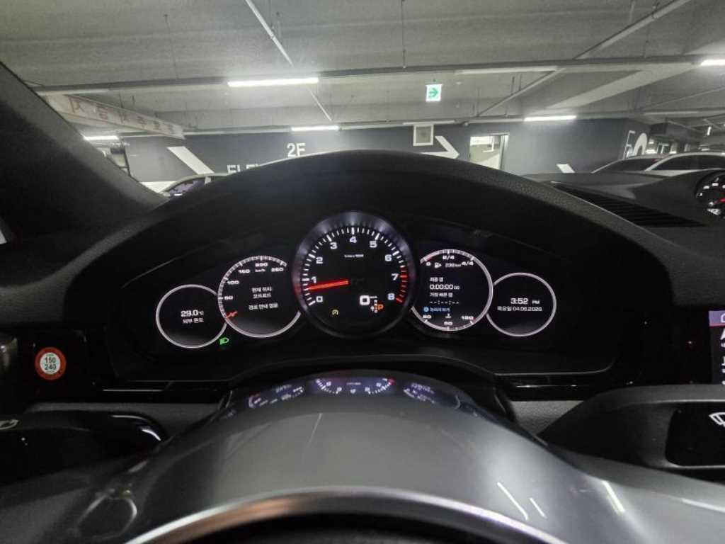 Porsche Cayenne - Vista 8
