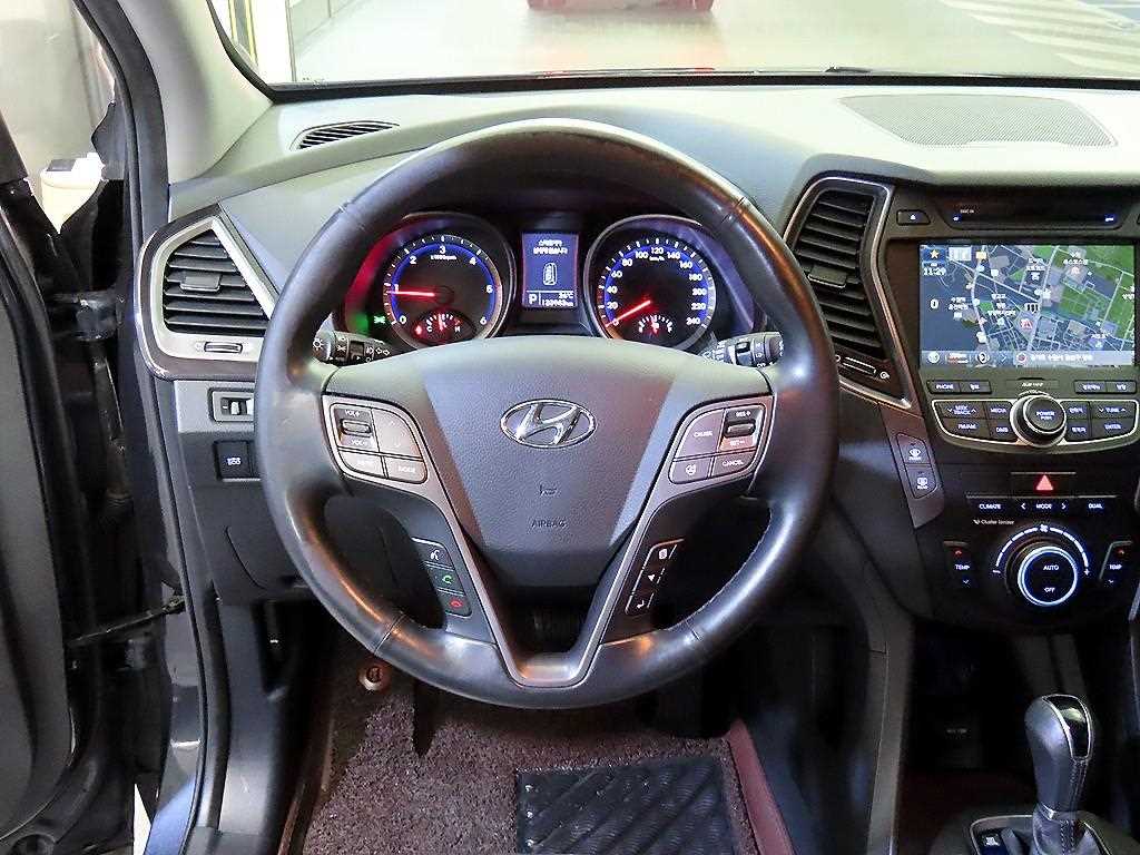HYUNDAI Santa Fe - Vista 8