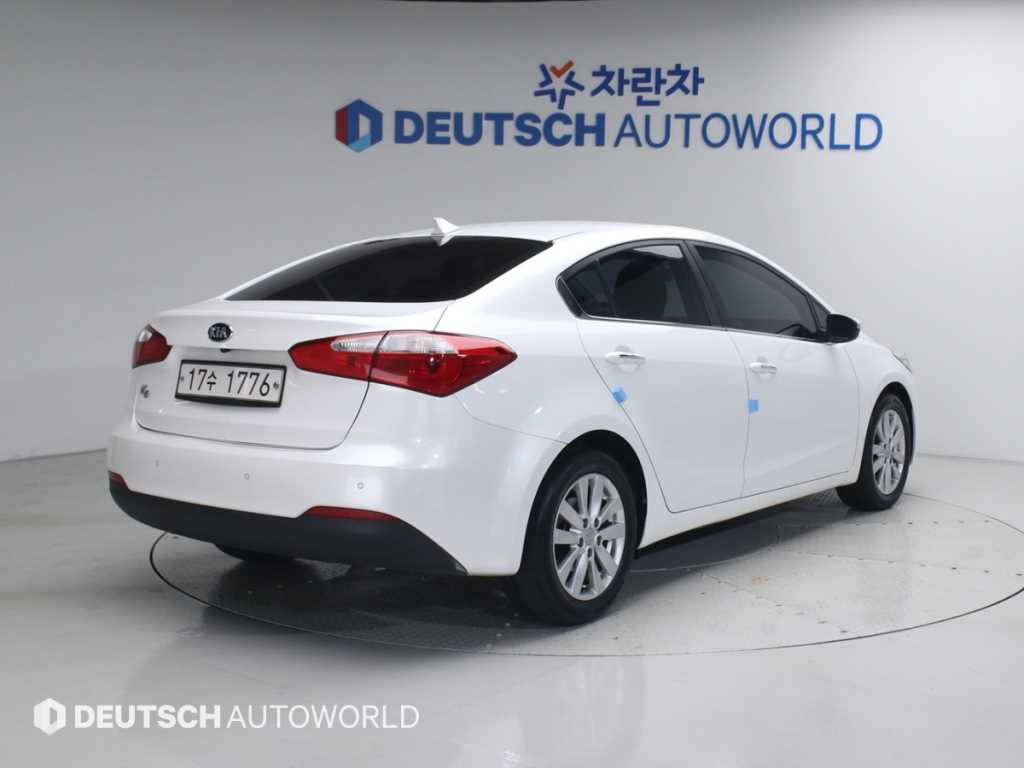 KIA K3 - Vista 2
