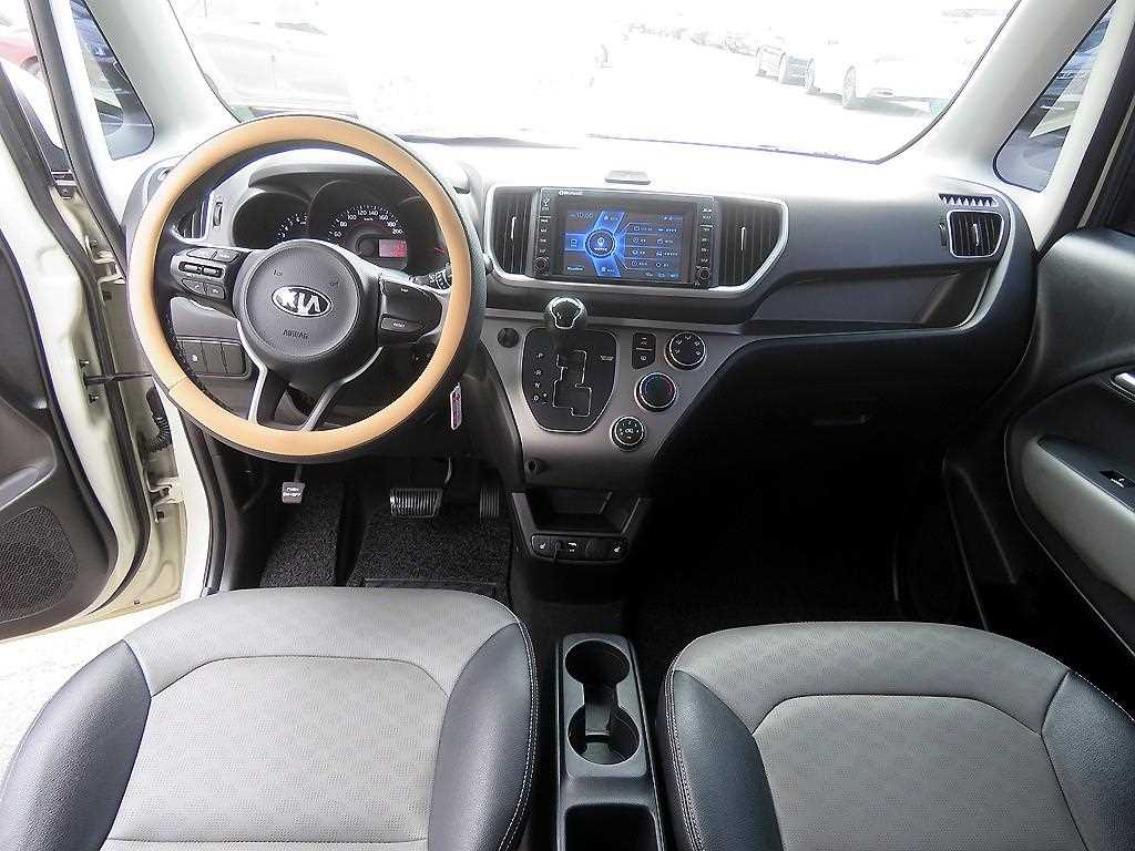 KIA Ray - Vista 9