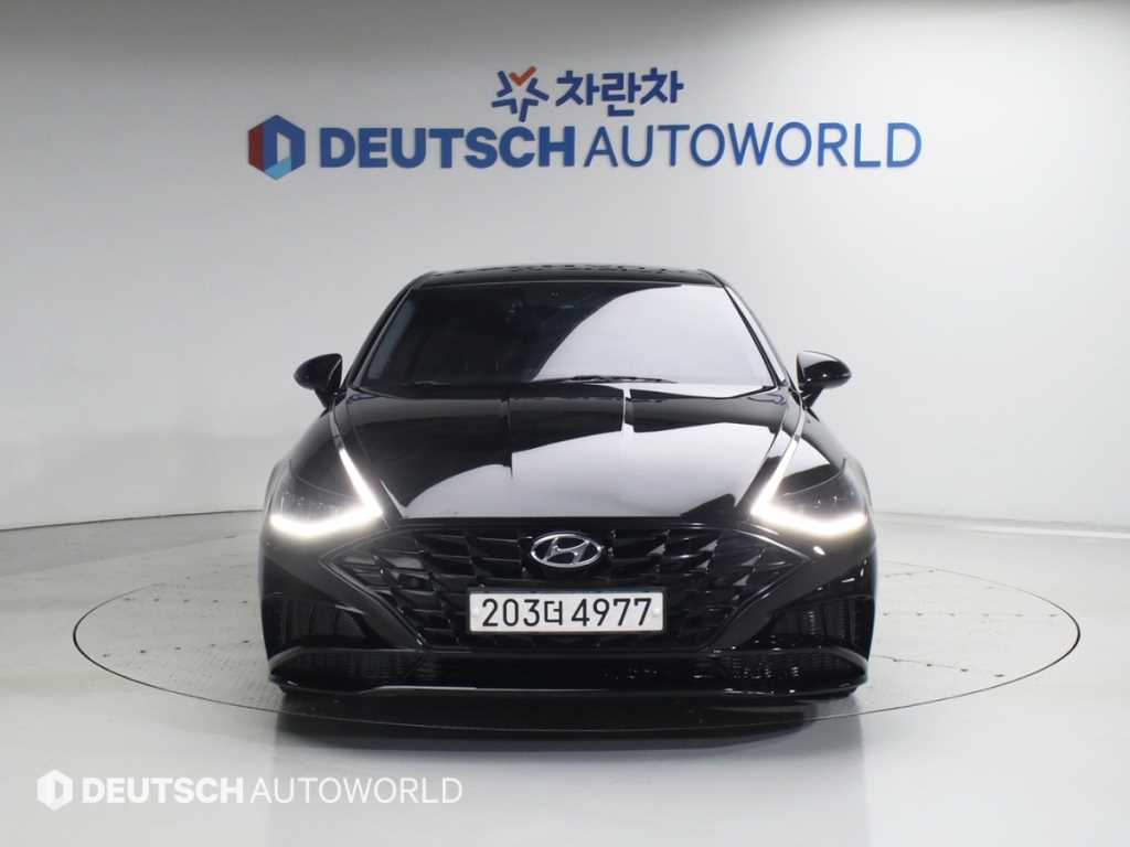 HYUNDAI Sonata - Vista 3