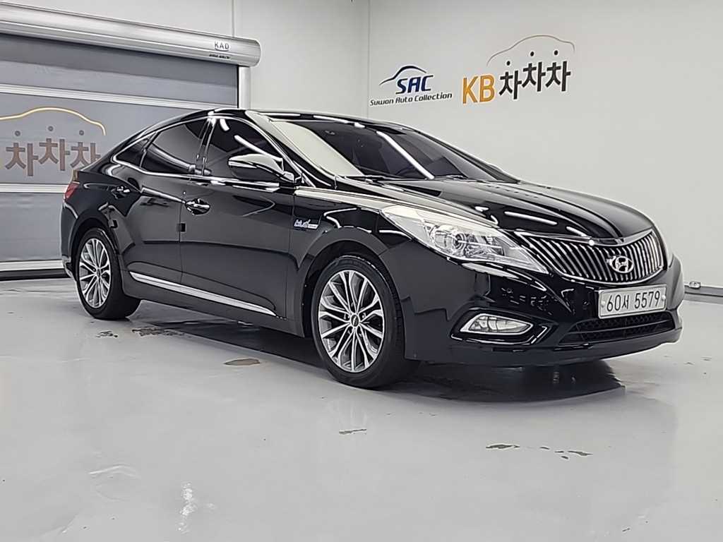 HYUNDAI Grandeur - Vista 4