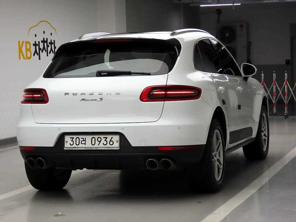 Porsche Macan - Vista 4