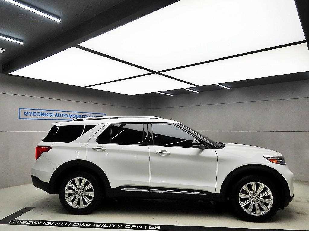 Ford Explorer - Vista 2