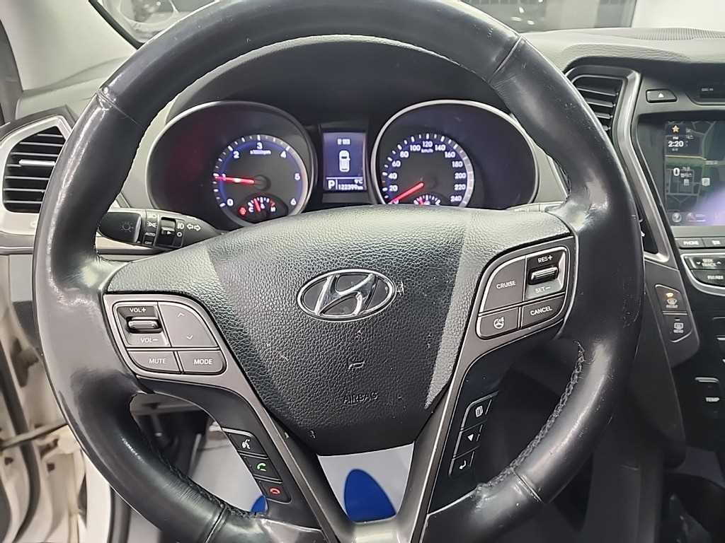 HYUNDAI Santa Fe - Vista 9