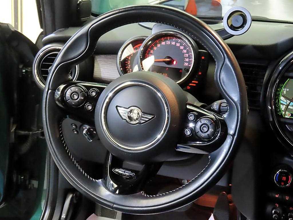 Mini Cooper - Vista 8