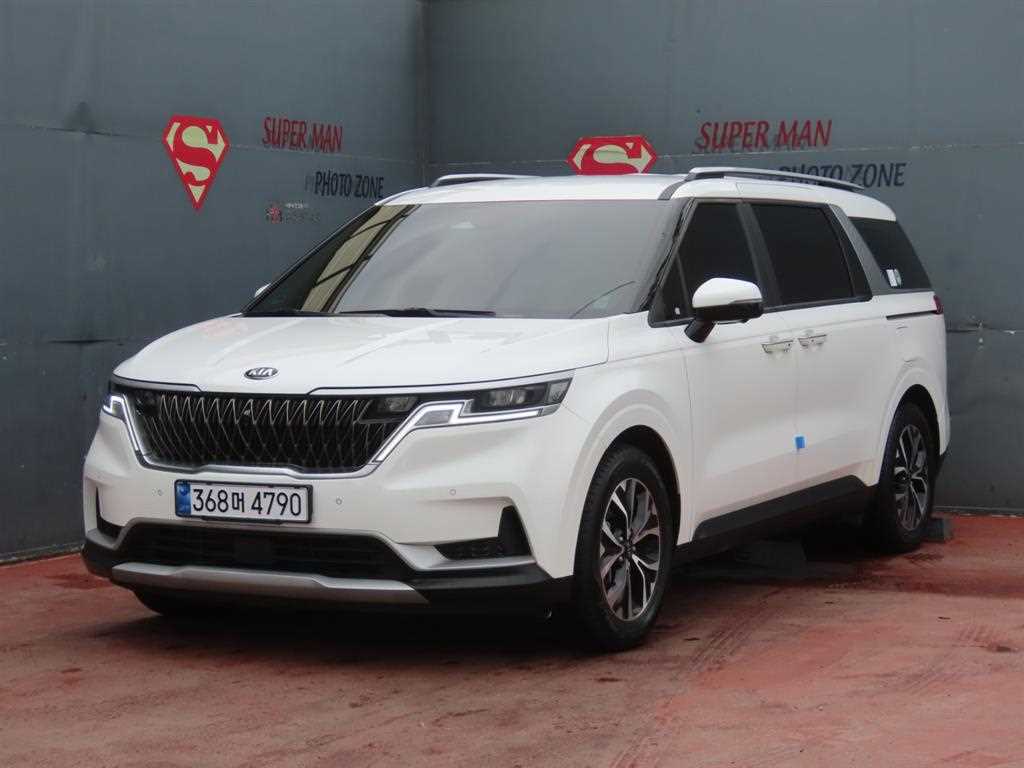 KIA Carnival 2021 Blanco - Importación desde Corea - HF Imports Iquique - Foto 1