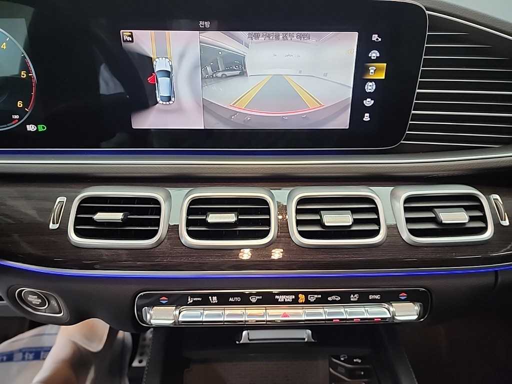 Mercedes Benz GLE Class - Vista 10