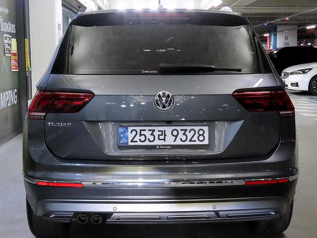 Volkswagen Tiguan - Vista 5