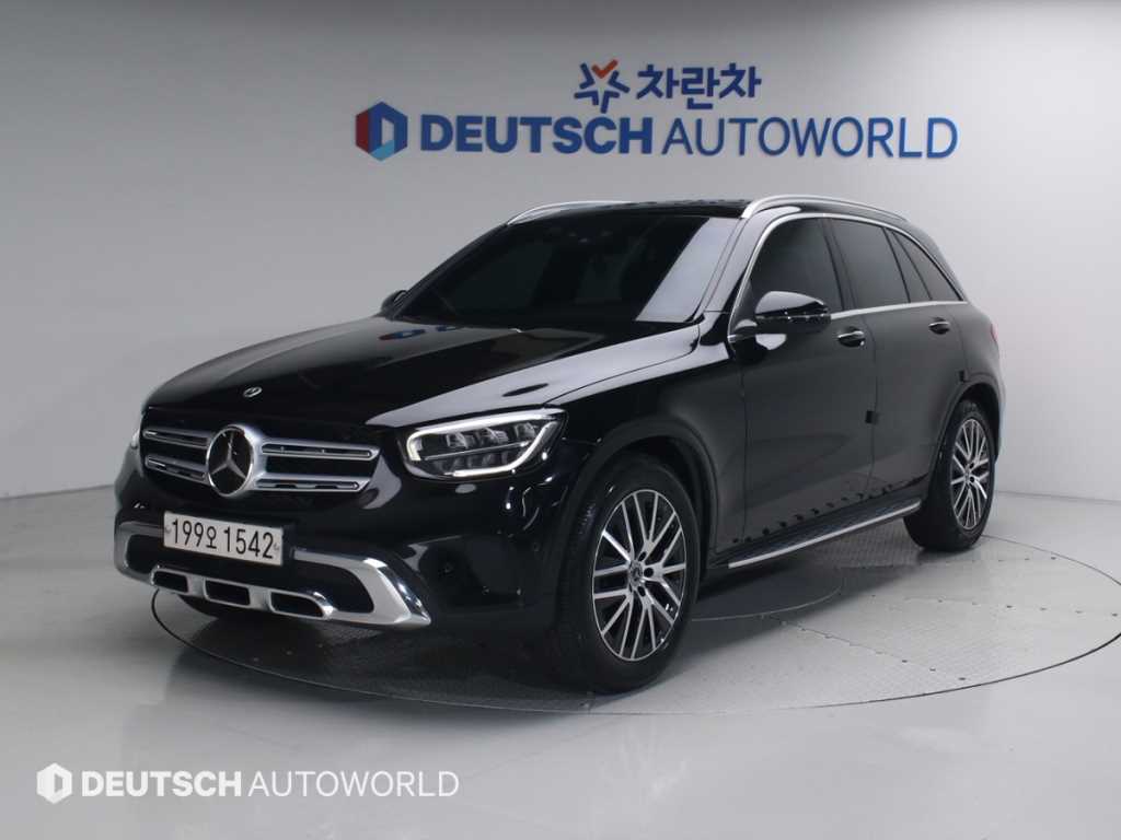 Mercedes Benz GLC Class 2021 Negro - Importación desde Corea - HF Imports Iquique - Foto 1