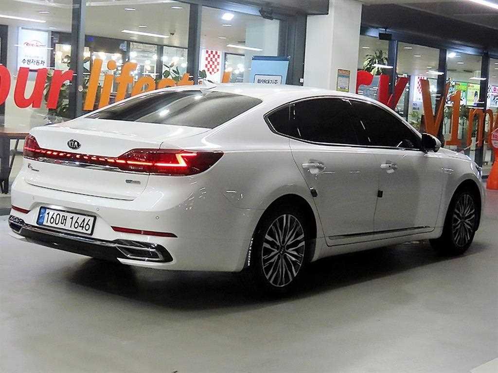 KIA K7 - Vista 4