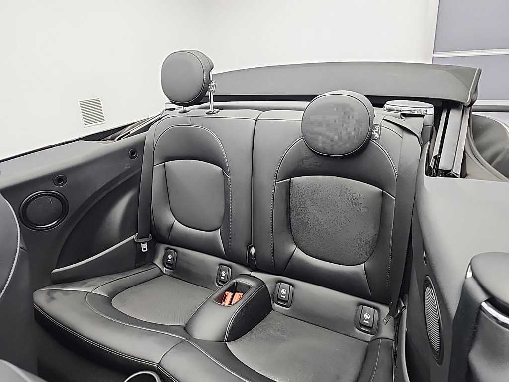 Mini Cooper Convertible - Vista 12