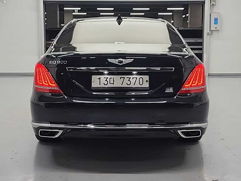 Genesis EQ900 - Vista 3