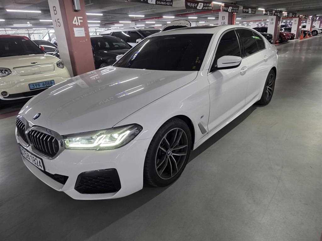 BMW 5 Series - Vista 4