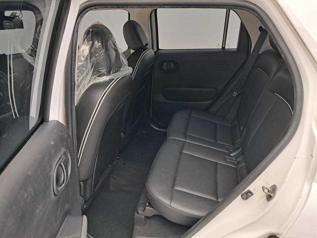 HYUNDAI Casper - Vista 12
