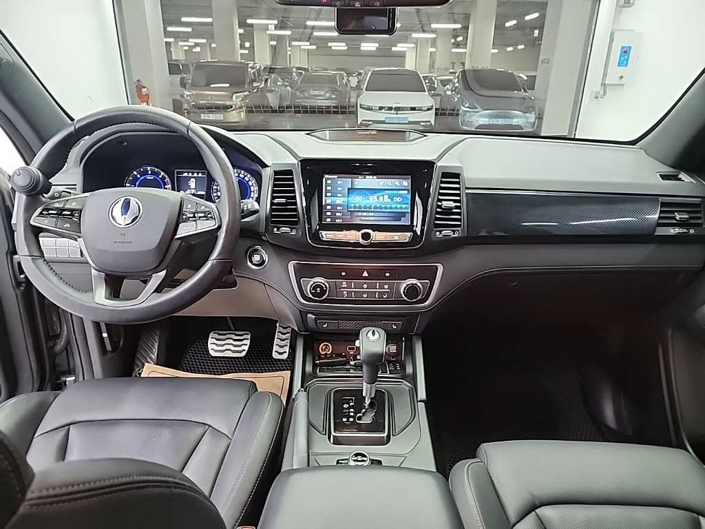 Ssangyong Rexton - Vista 7