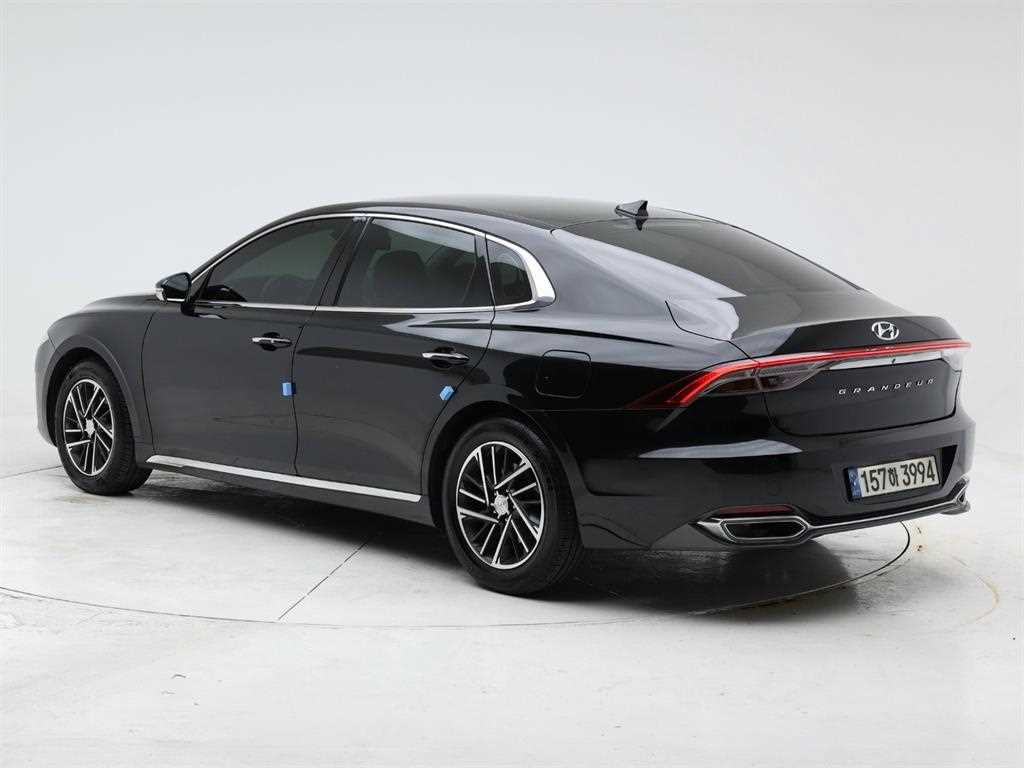 HYUNDAI Grandeur - Vista 4