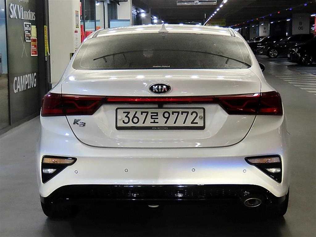 KIA K3 - Vista 5