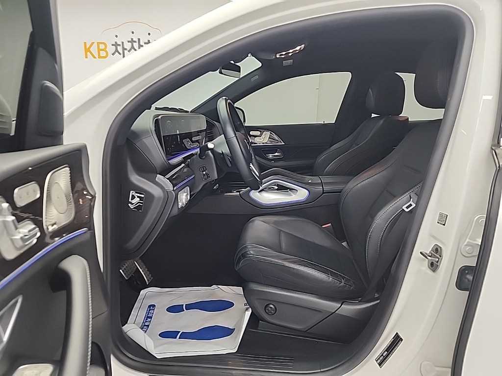 Mercedes Benz GLE Class - Vista 11