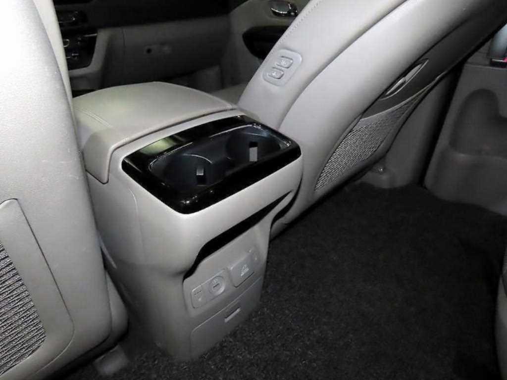 KIA Carnival 2018 Gris - Importación desde Corea - HF Imports Iquique - Foto 15