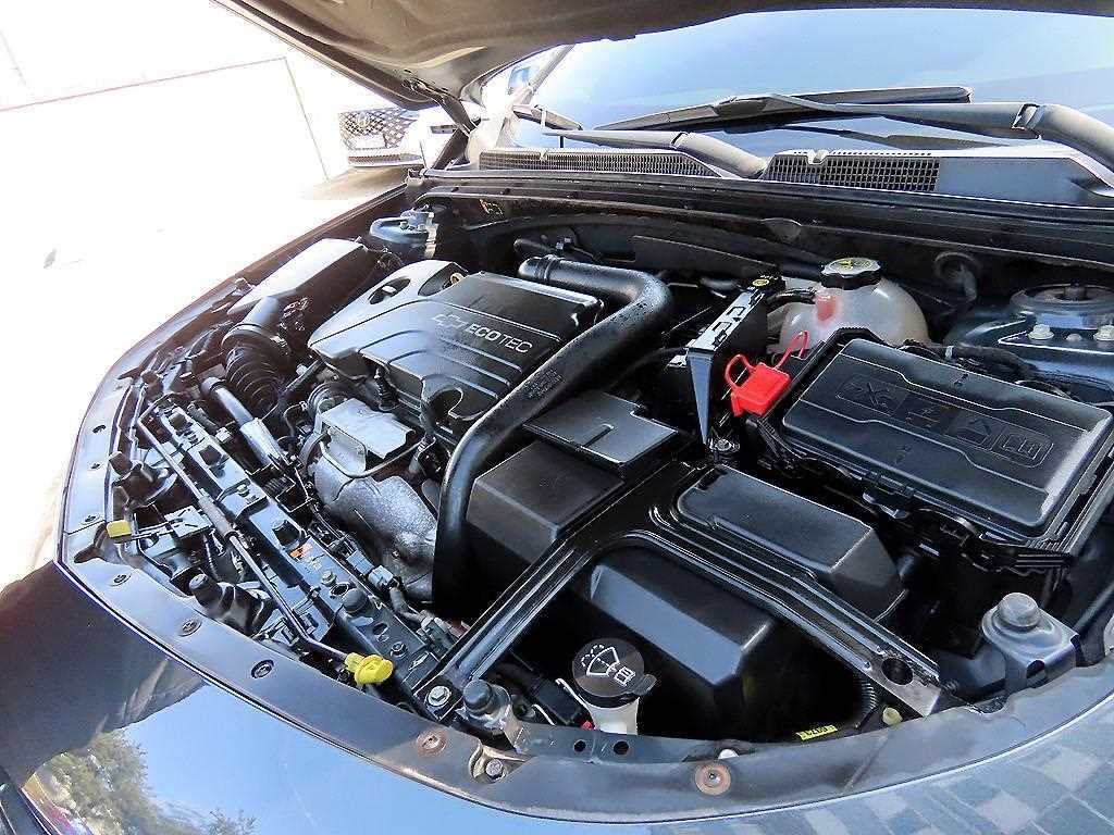 Chevrolet Malibu 2017 Gris - Importación desde Corea - HF Imports Iquique - Foto 18