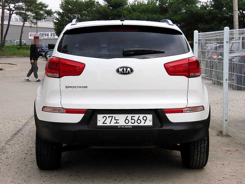 KIA Sportage - Vista 4