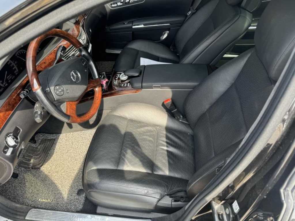 Mercedes Benz S Class - Vista 4